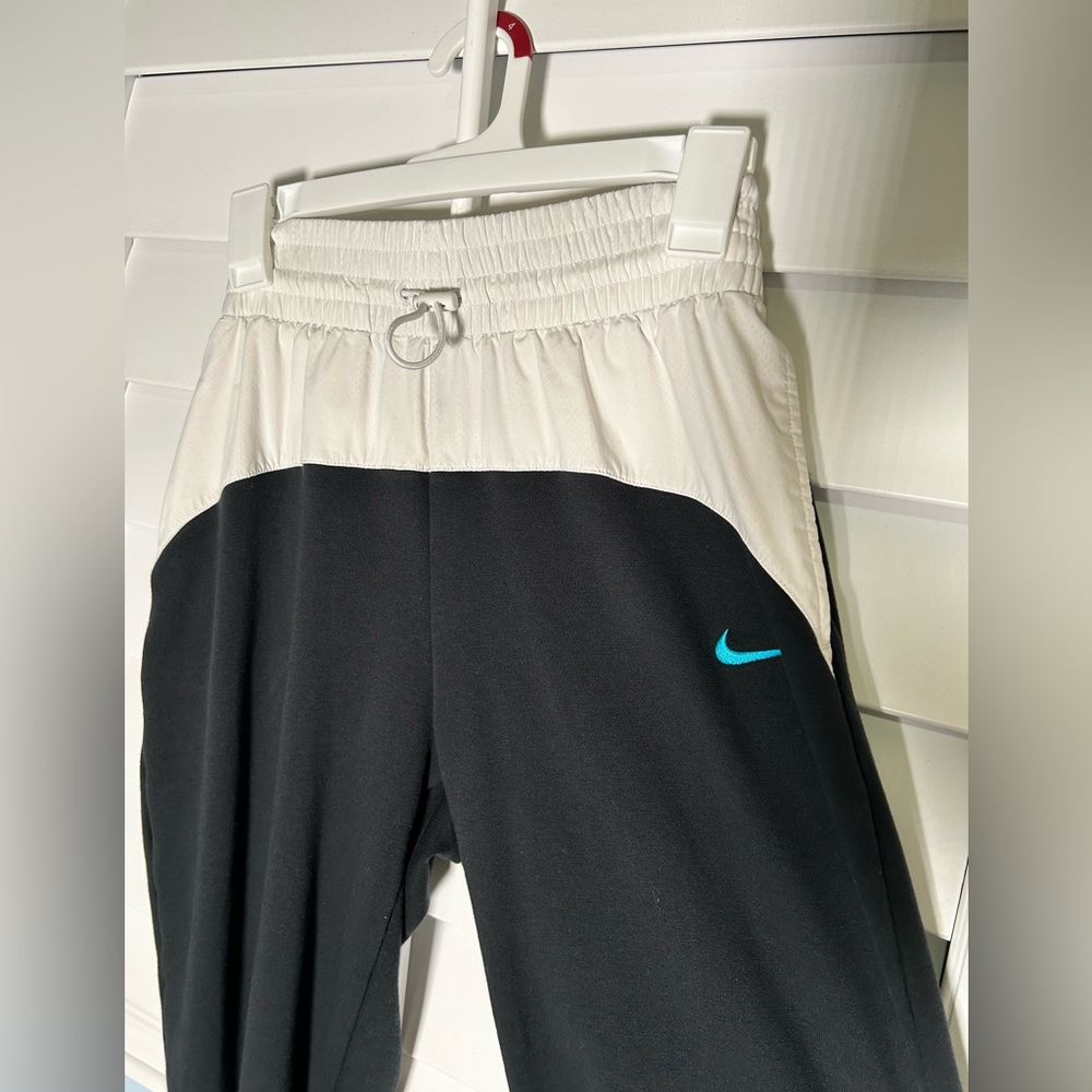 Nike Small joggers